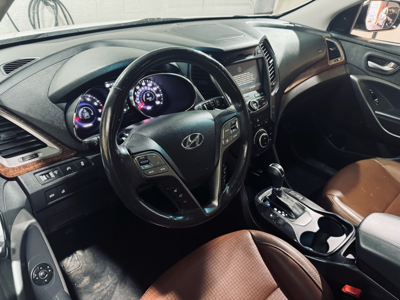 Hyundai Santa Fe  2013