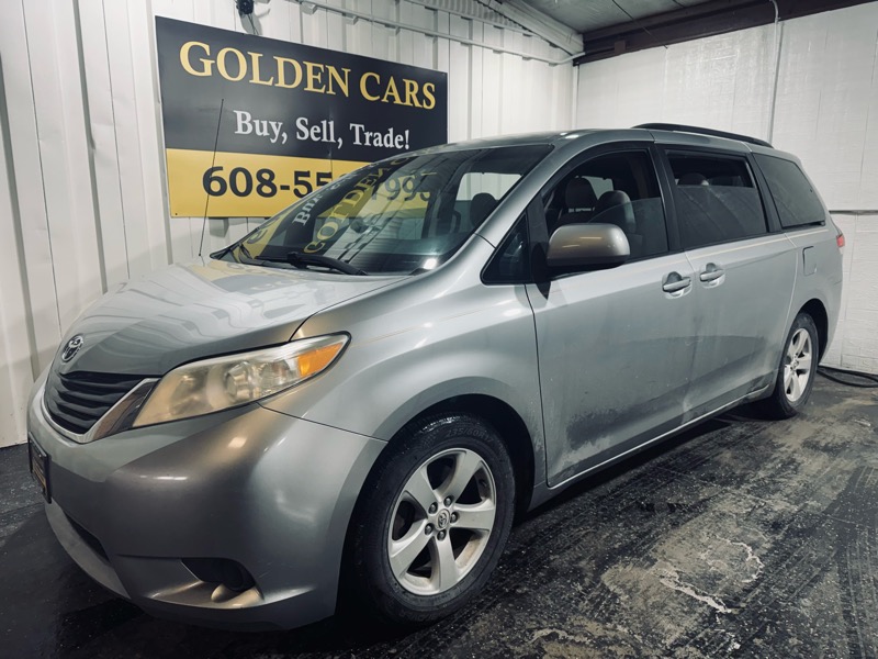 2011 Toyota Sienna LE