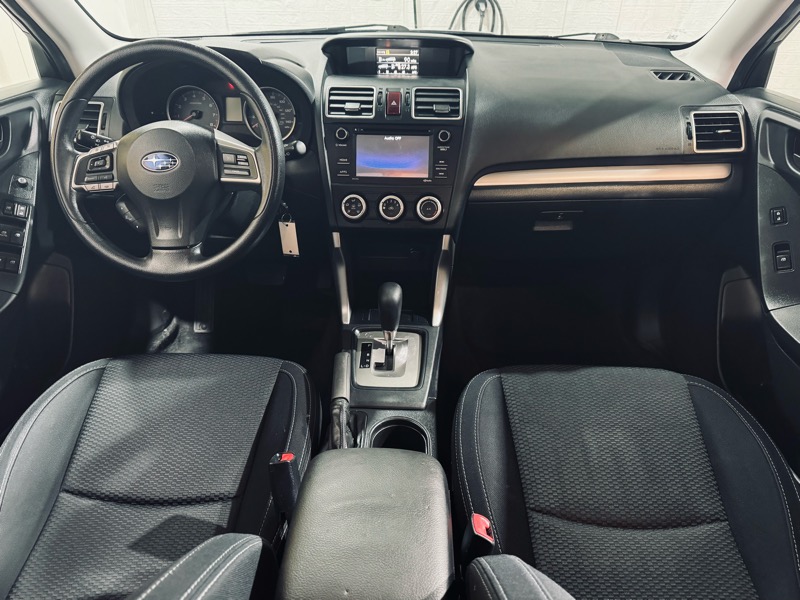 Subaru Forester 2.5i Premium PZEV CVT 2016