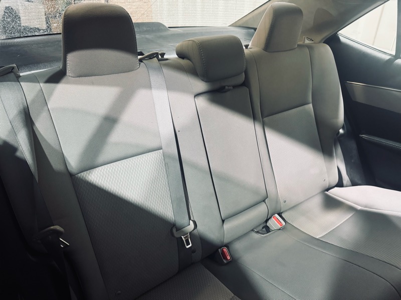 Toyota Corolla LE 2015