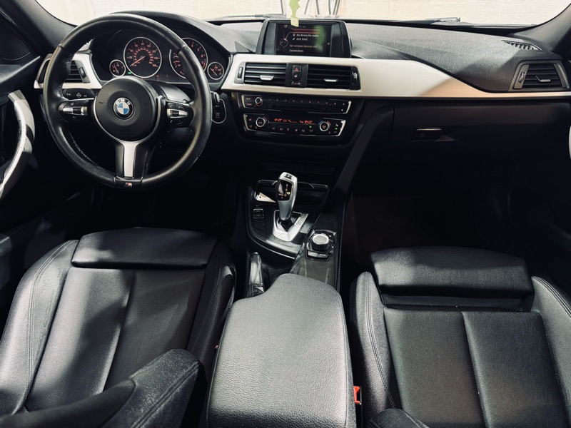 BMW 3-Series 320i xDrive Sedan 2016
