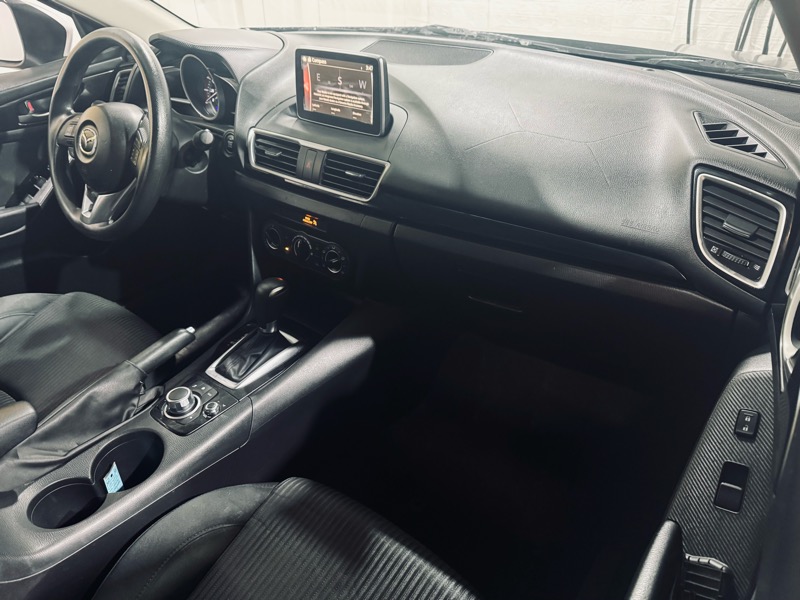 Mazda MAZDA3 i Sport 2016