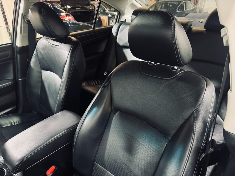 Subaru Legacy 2.5i Limited 2017