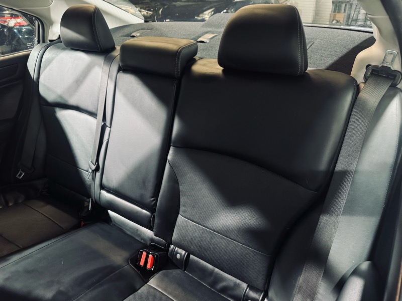 Subaru Legacy 2.5i Limited 2017