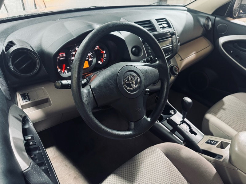 Toyota RAV4 Base 2007