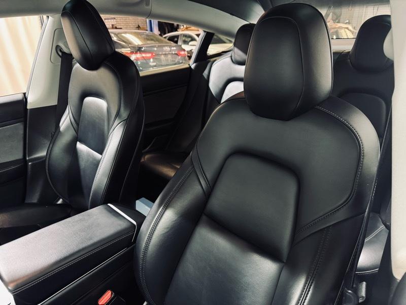 Tesla Model 3 Base 2018