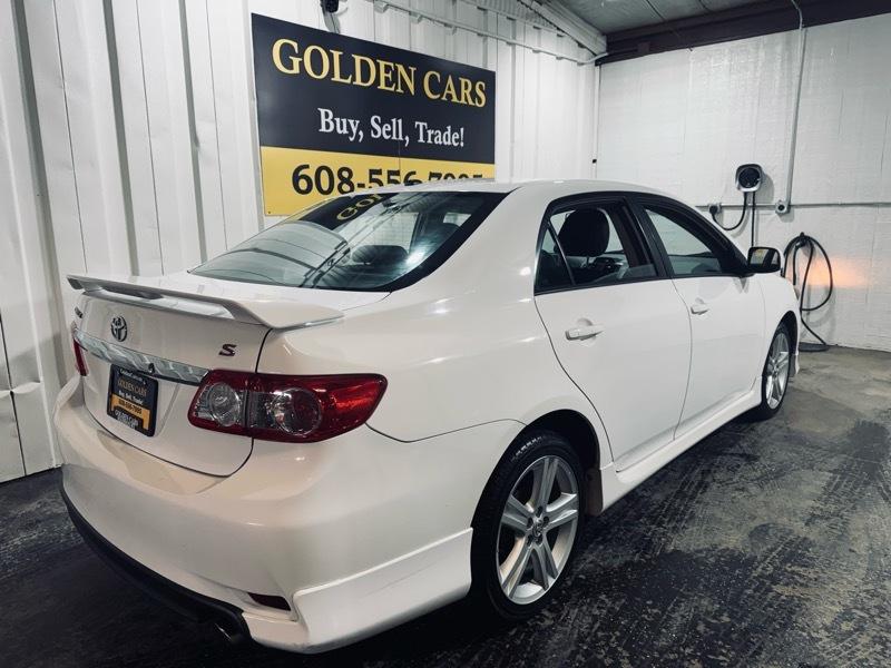 Toyota Corolla S 2013