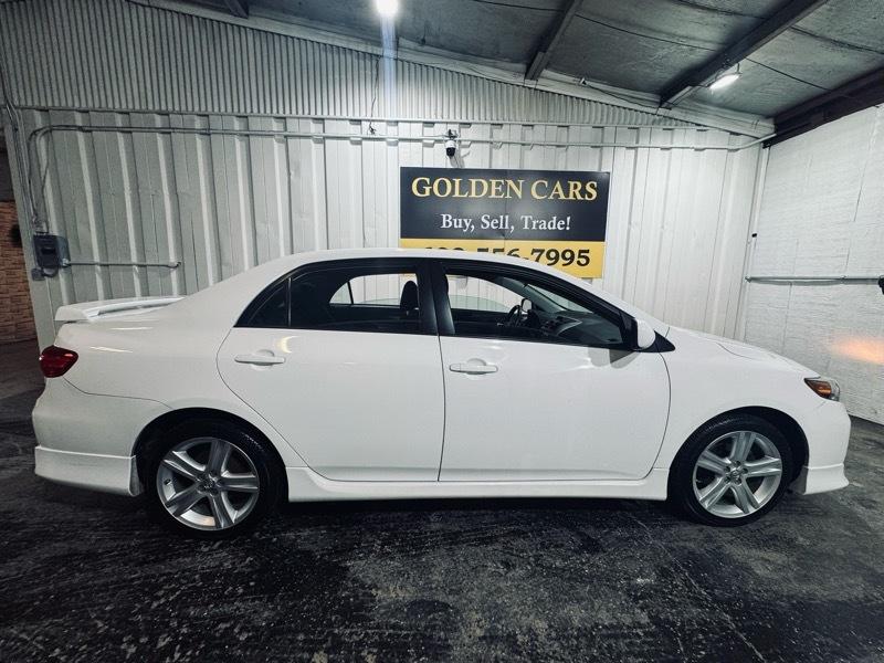 Toyota Corolla S 2013