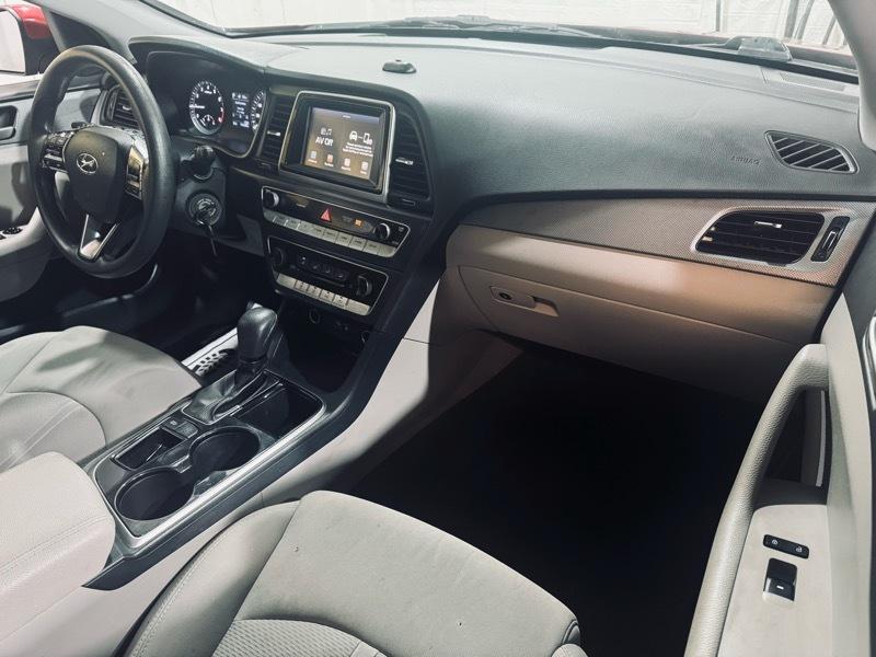 Hyundai Sonata SE 2018