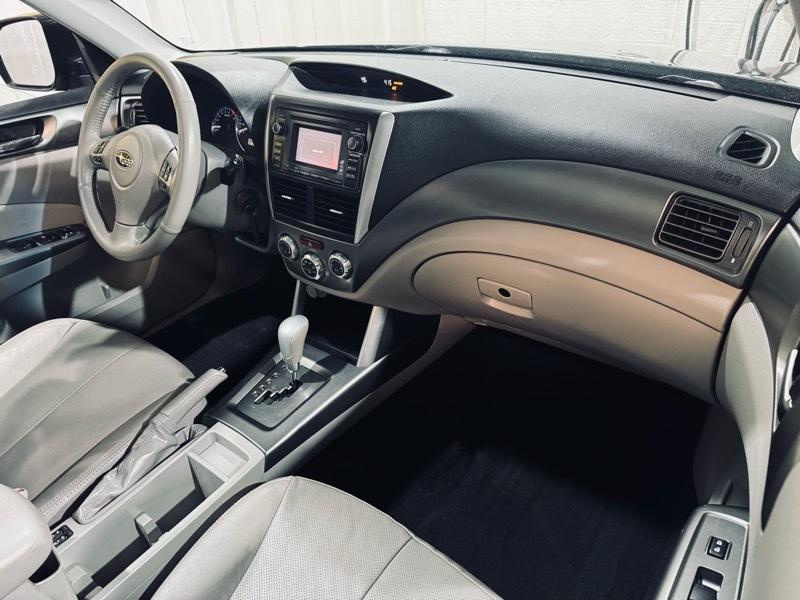 Subaru Forester 2.5X Limited 2011