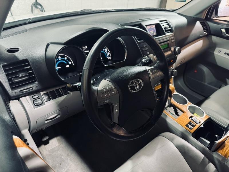 Toyota Highlander Hybrid Limited 4WD 2009