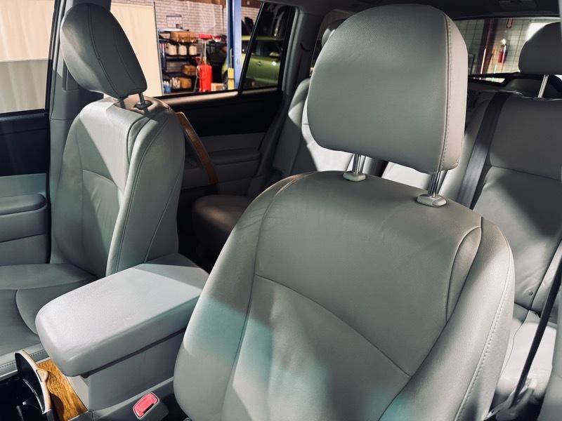 Toyota Highlander Hybrid Limited 4WD 2009