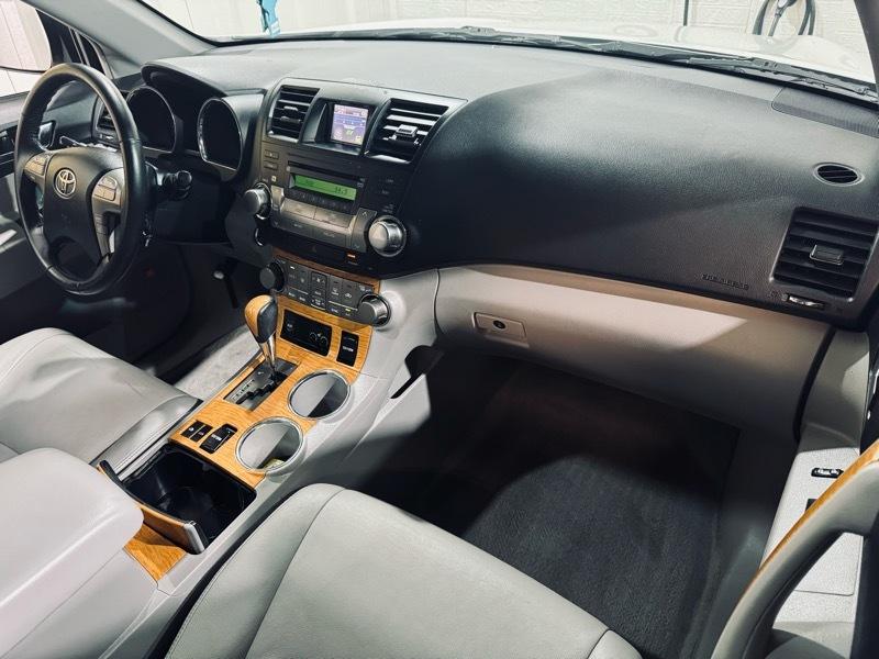 Toyota Highlander Hybrid Limited 4WD 2009