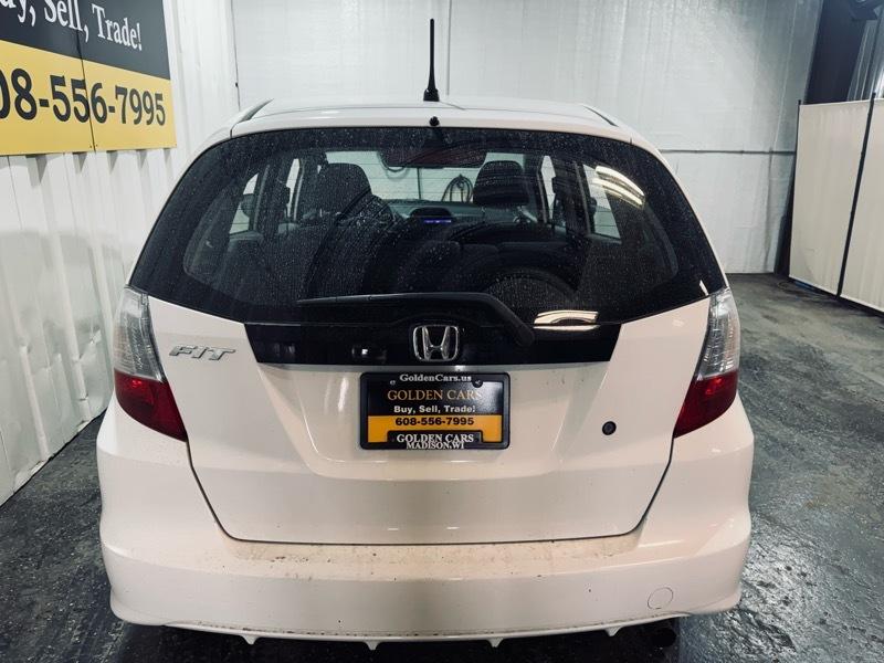 Honda Fit 5-Speed AT 2010
