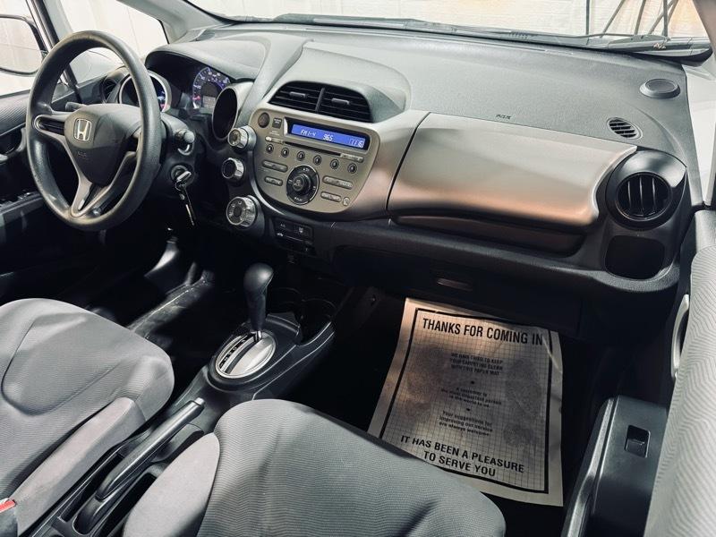 Honda Fit 5-Speed AT 2010