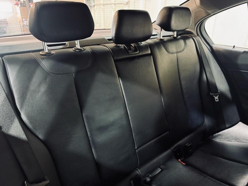 BMW 3-Series 328i xDrive Sedan 2013