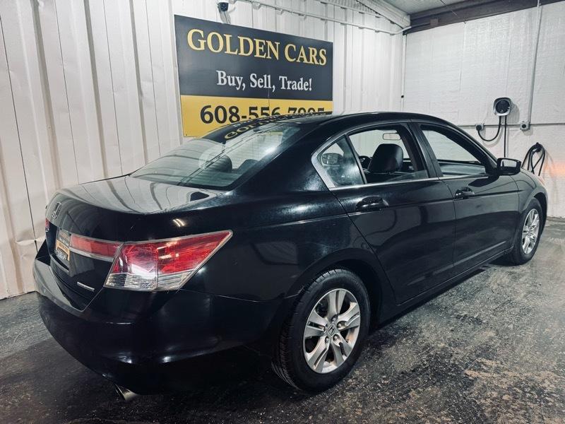 Honda Accord SE 2011