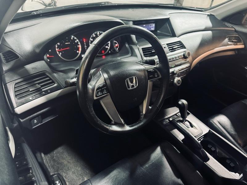 Honda Accord SE 2011