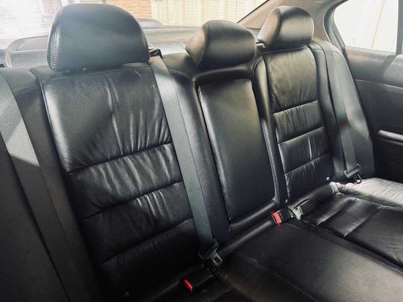 Honda Accord SE 2011