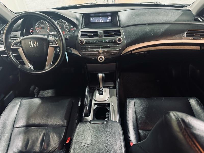 Honda Accord SE 2011