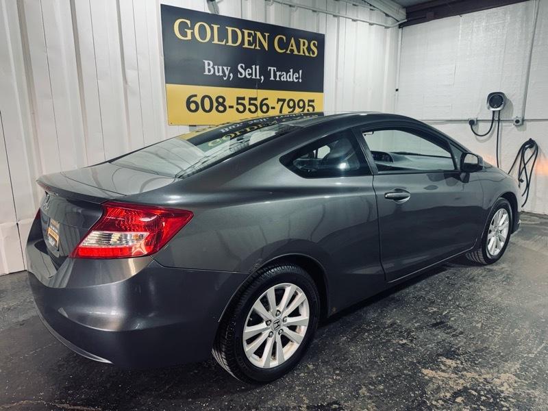 Honda Civic EX Coupe 5-Speed AT 2012