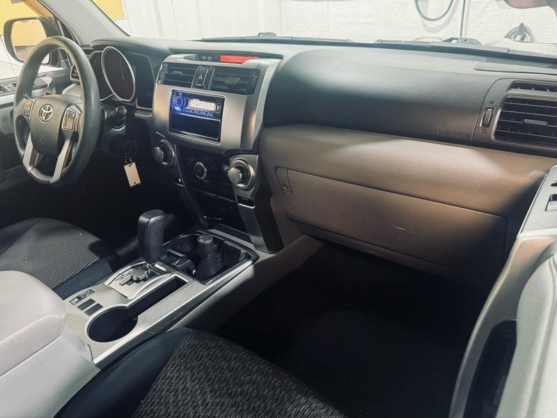 Toyota 4Runner SR5 2011