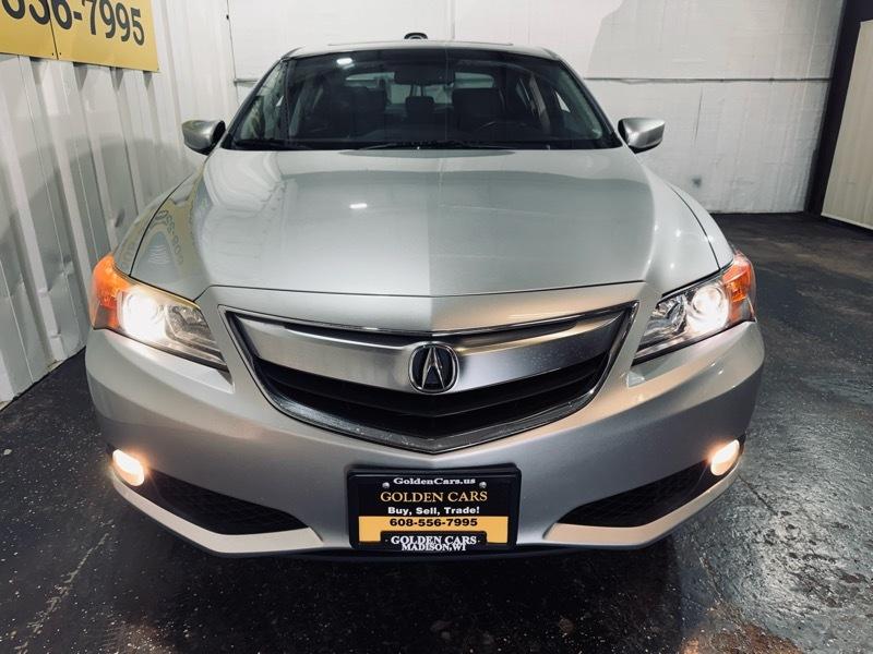 Acura ILX 5-Spd AT w/ Technology Package 2013