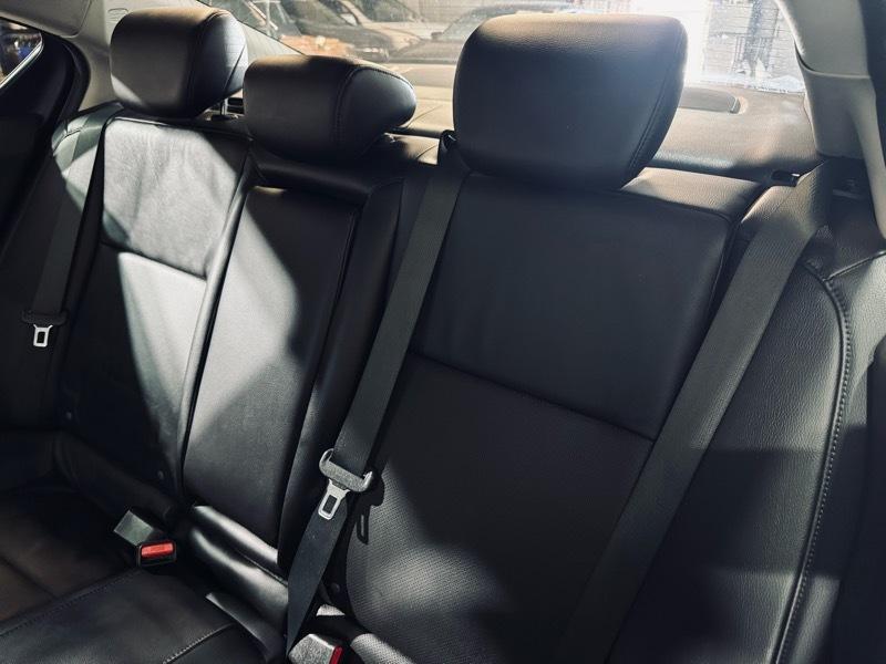 Acura ILX 5-Spd AT w/ Technology Package 2013