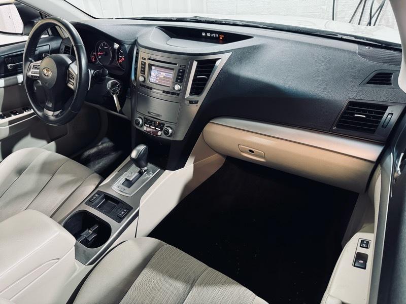 Subaru Outback 2.5i Premium 2014