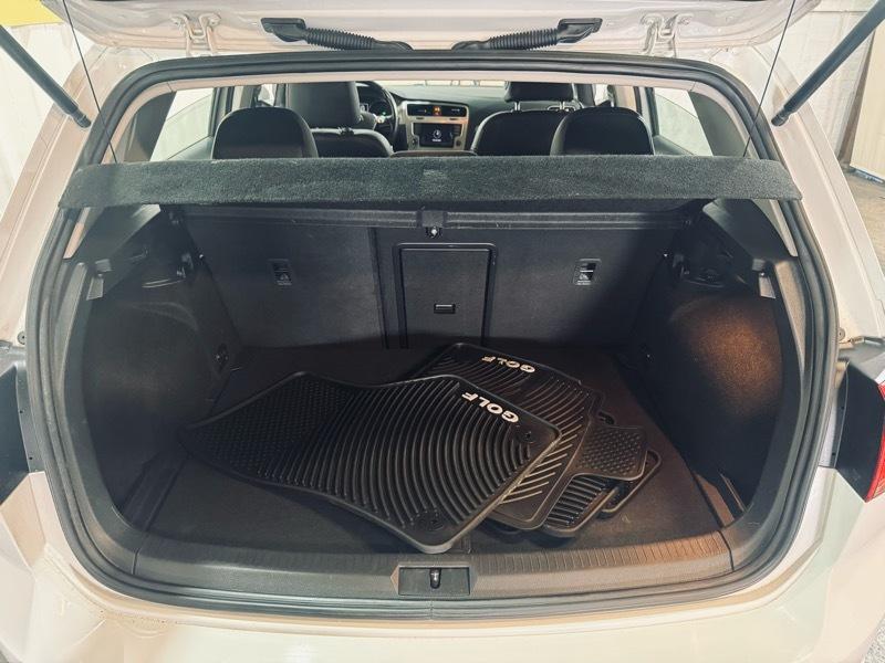 Volkswagen Golf  2015