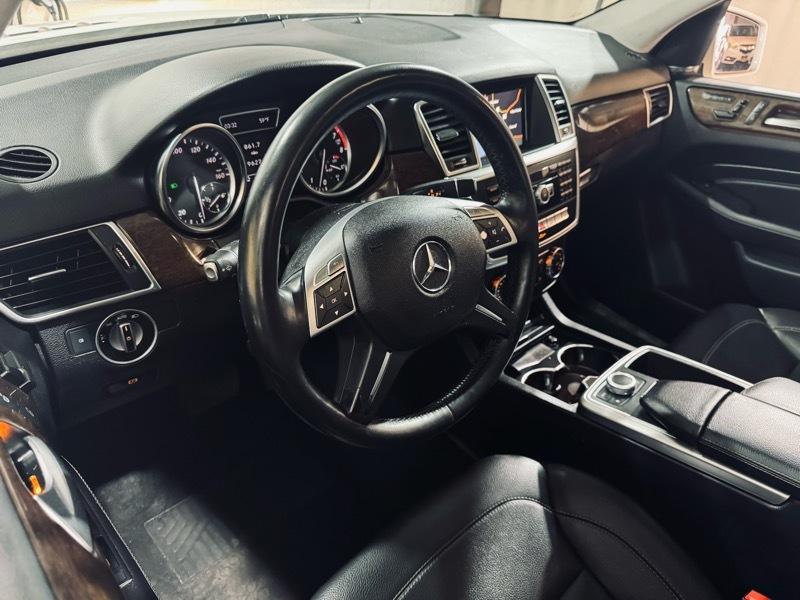 Mercedes-Benz M-Class ML350 4MATIC 2012