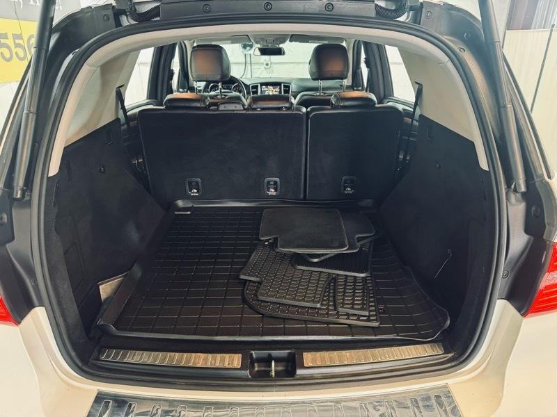 Mercedes-Benz M-Class ML350 4MATIC 2012