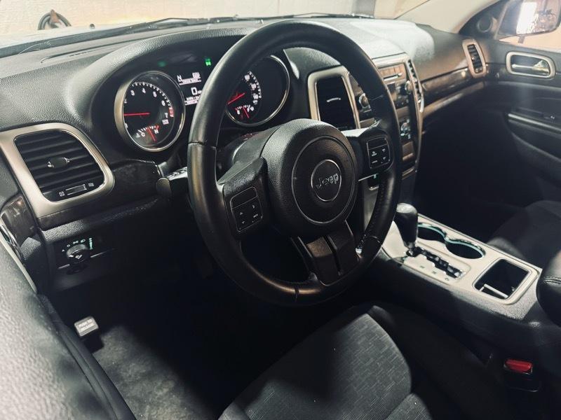Jeep Grand Cherokee Laredo 2012
