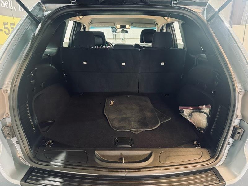Jeep Grand Cherokee Laredo 2012