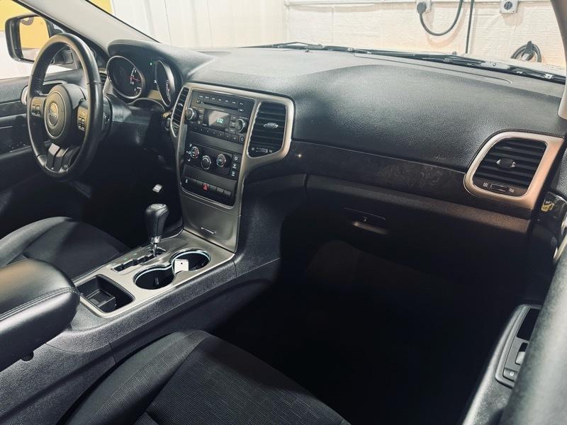 Jeep Grand Cherokee Laredo 2012