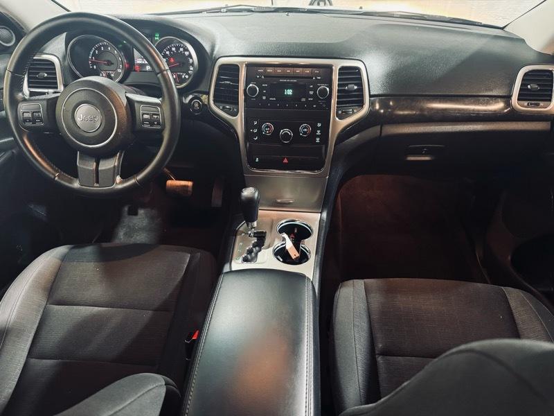 Jeep Grand Cherokee Laredo 2012
