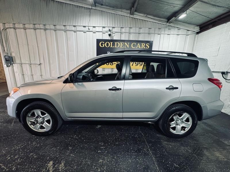 Toyota RAV4 Base 2012