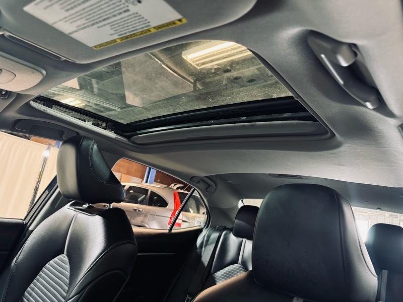 Toyota Camry SE 2020