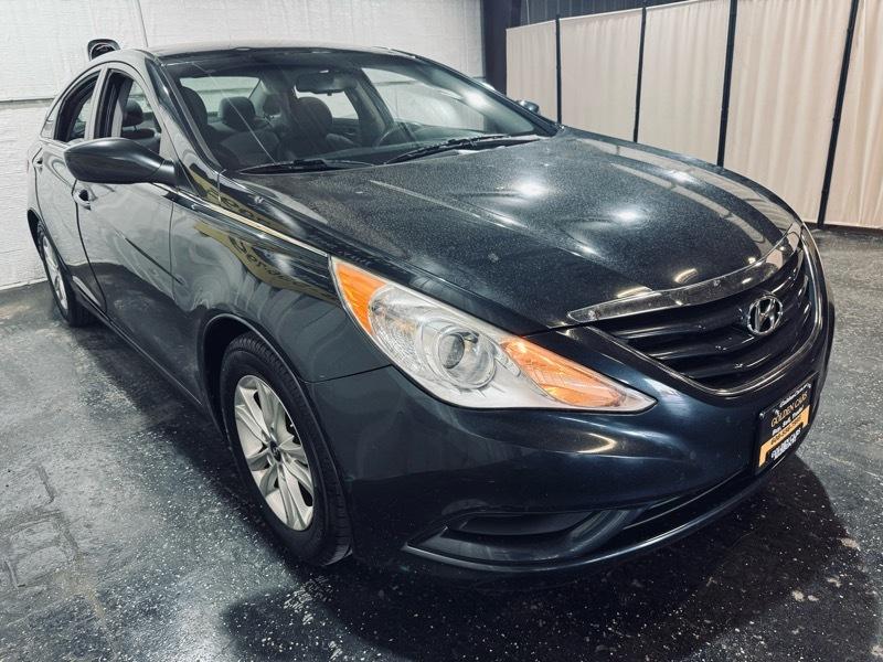 Hyundai Sonata GLS Manual 2012