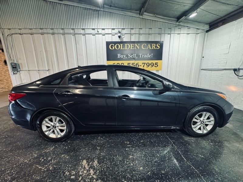 Hyundai Sonata GLS Manual 2012