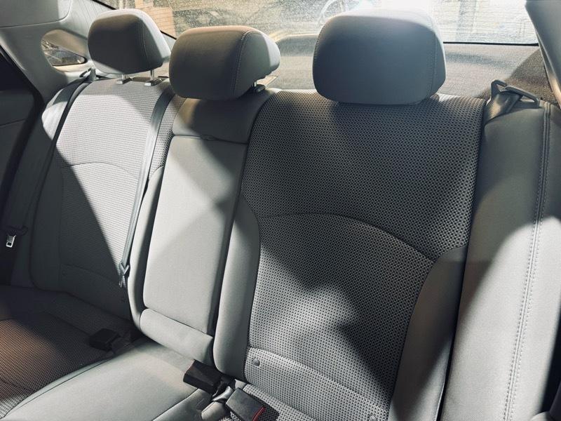 Hyundai Sonata GLS Manual 2012