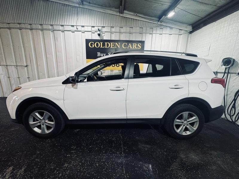 Toyota RAV4 XLE AWD 2013