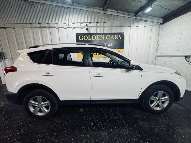 Toyota RAV4 XLE AWD 2013