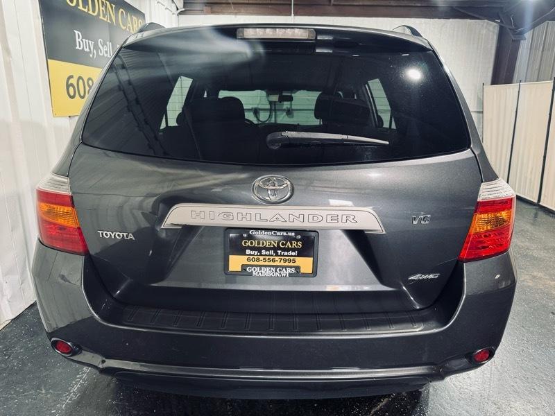 Toyota Highlander Base 2008