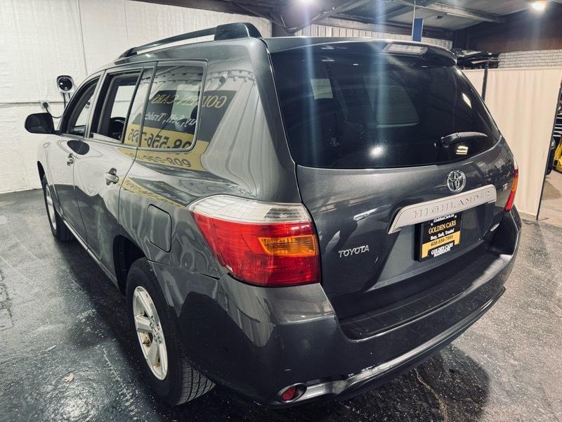 Toyota Highlander Base 2008