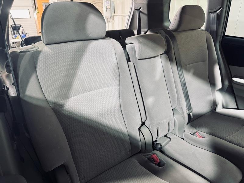 Toyota Highlander Base 2008