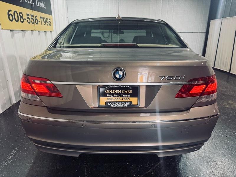 BMW 7-Series 750i 2006