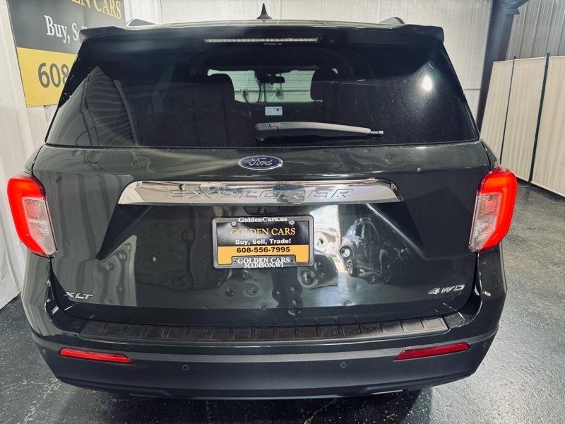 Ford Explorer XLT 2022
