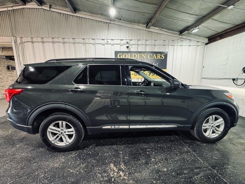 Ford Explorer XLT 2022