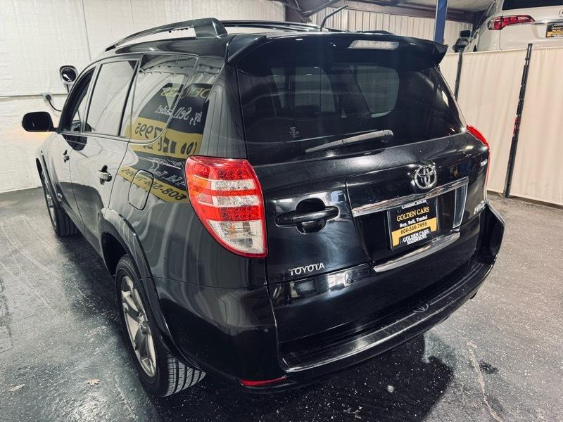 Toyota RAV4  2010